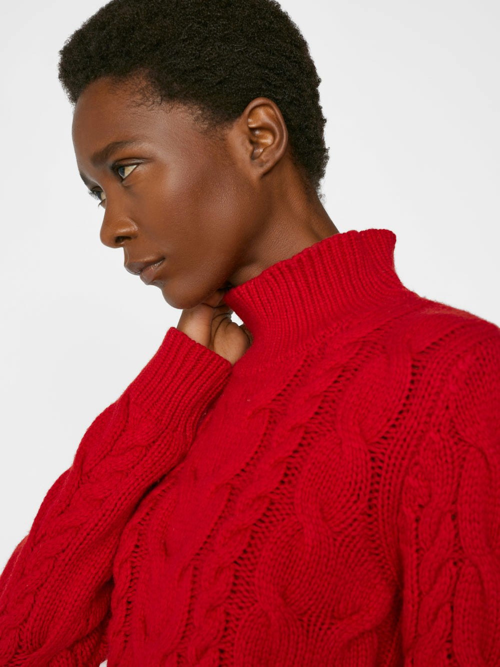 sweater neck detail view alt:fit1